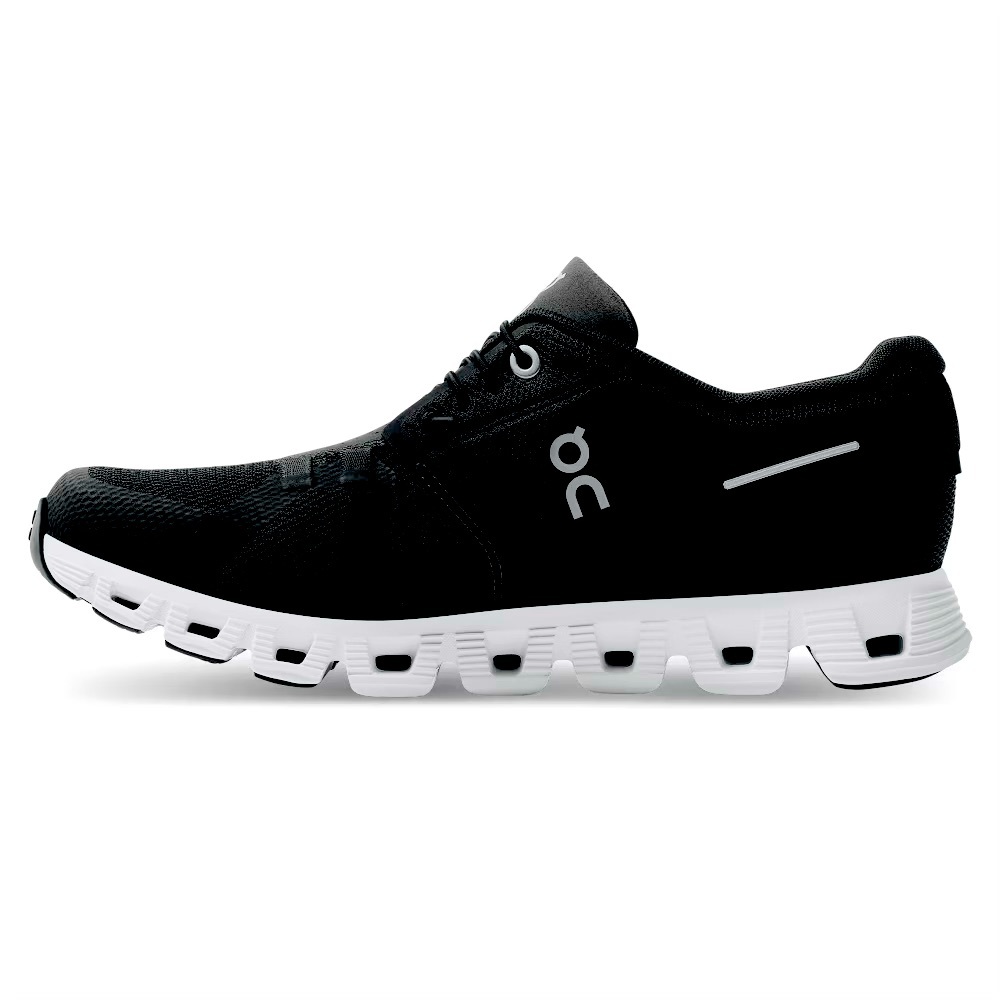 On-Clouds re-engineered with 44% recycled, improved fit and even more comfort.